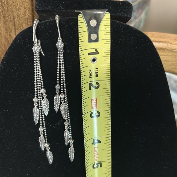 Lagos long chain dangling leaf earrings for pierced ears - Picture 8 of 8